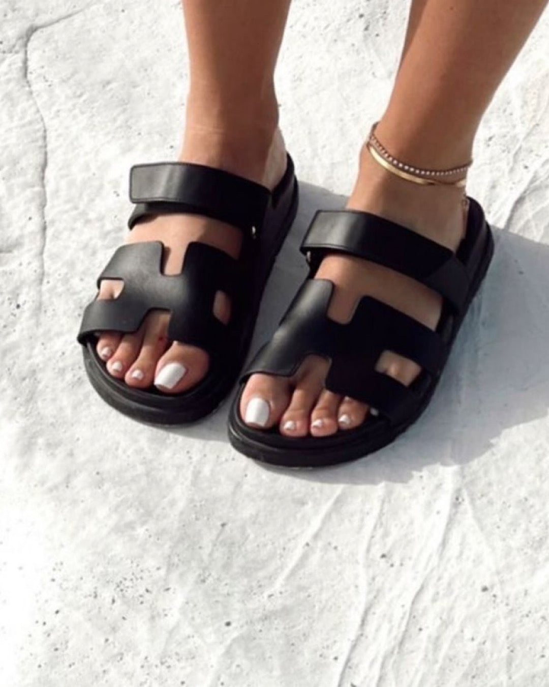H Shaped Velcro Strap Flat Black Slider