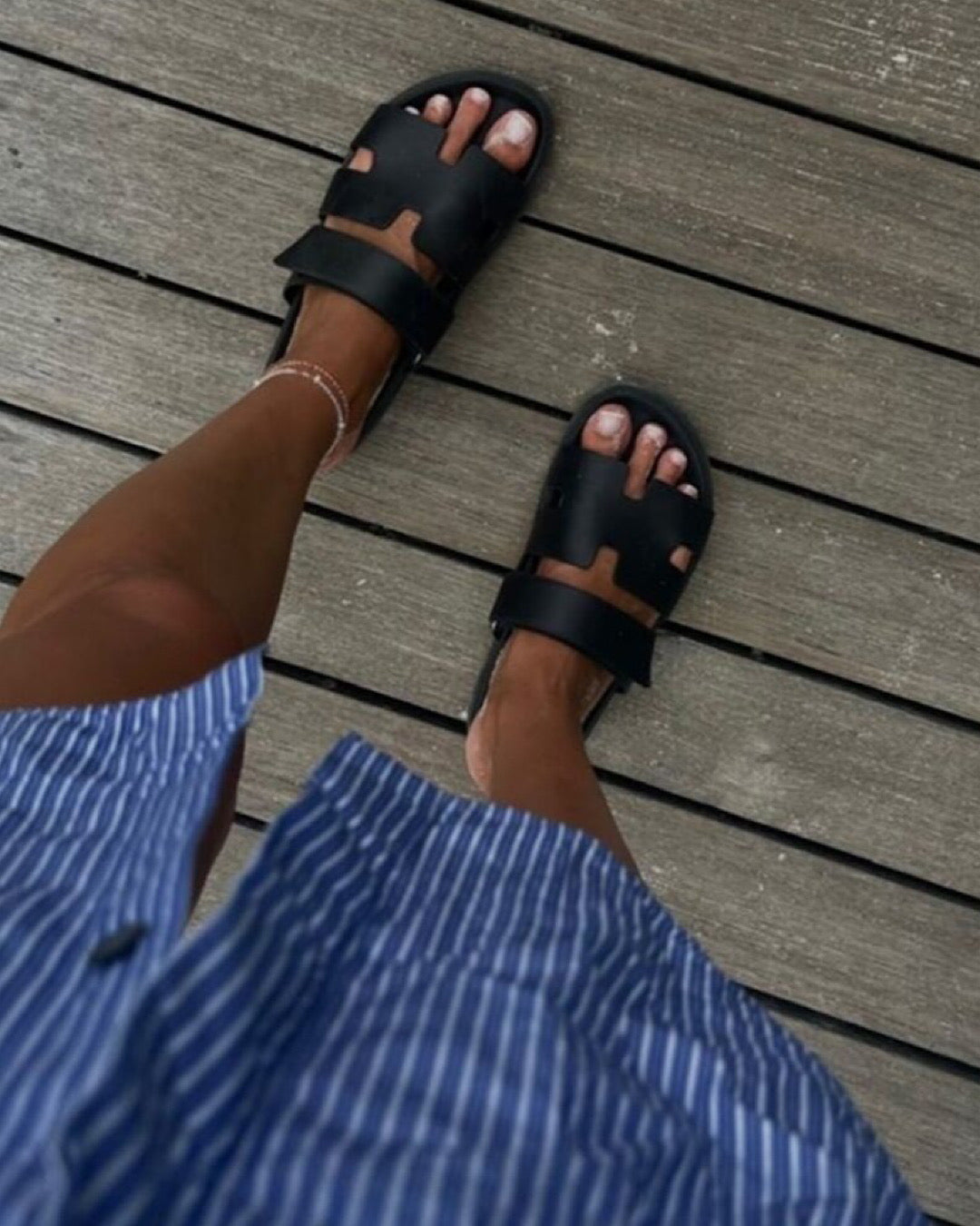 H Shaped Velcro Strap Flat Black Slider