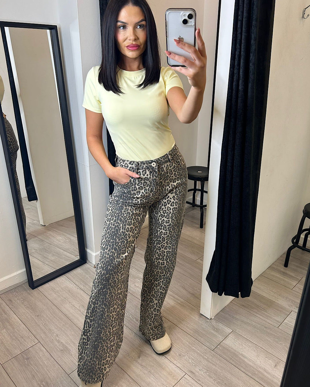 Wide Leg Leopard Jeans