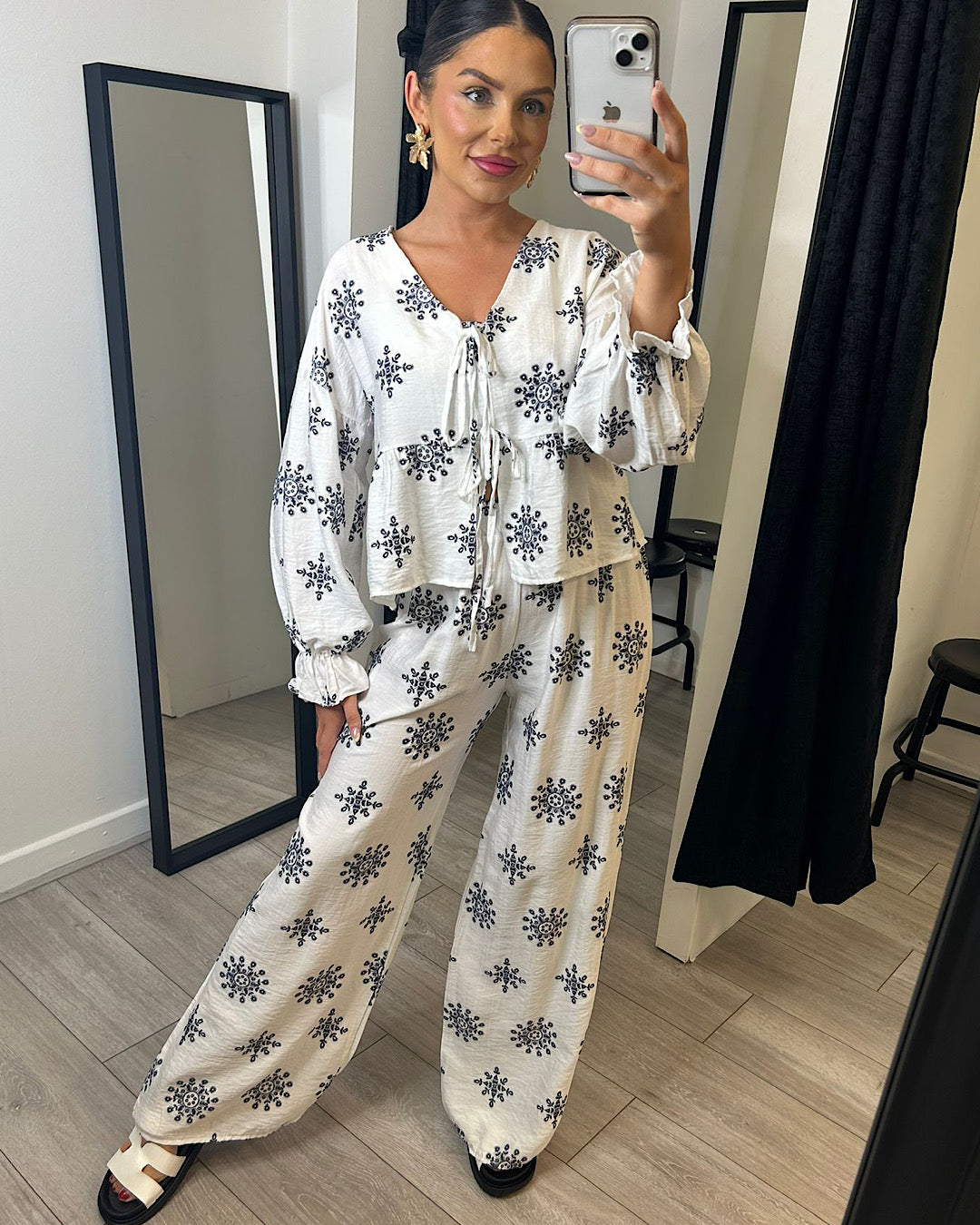 Cream Lace Front Embroidered Suit