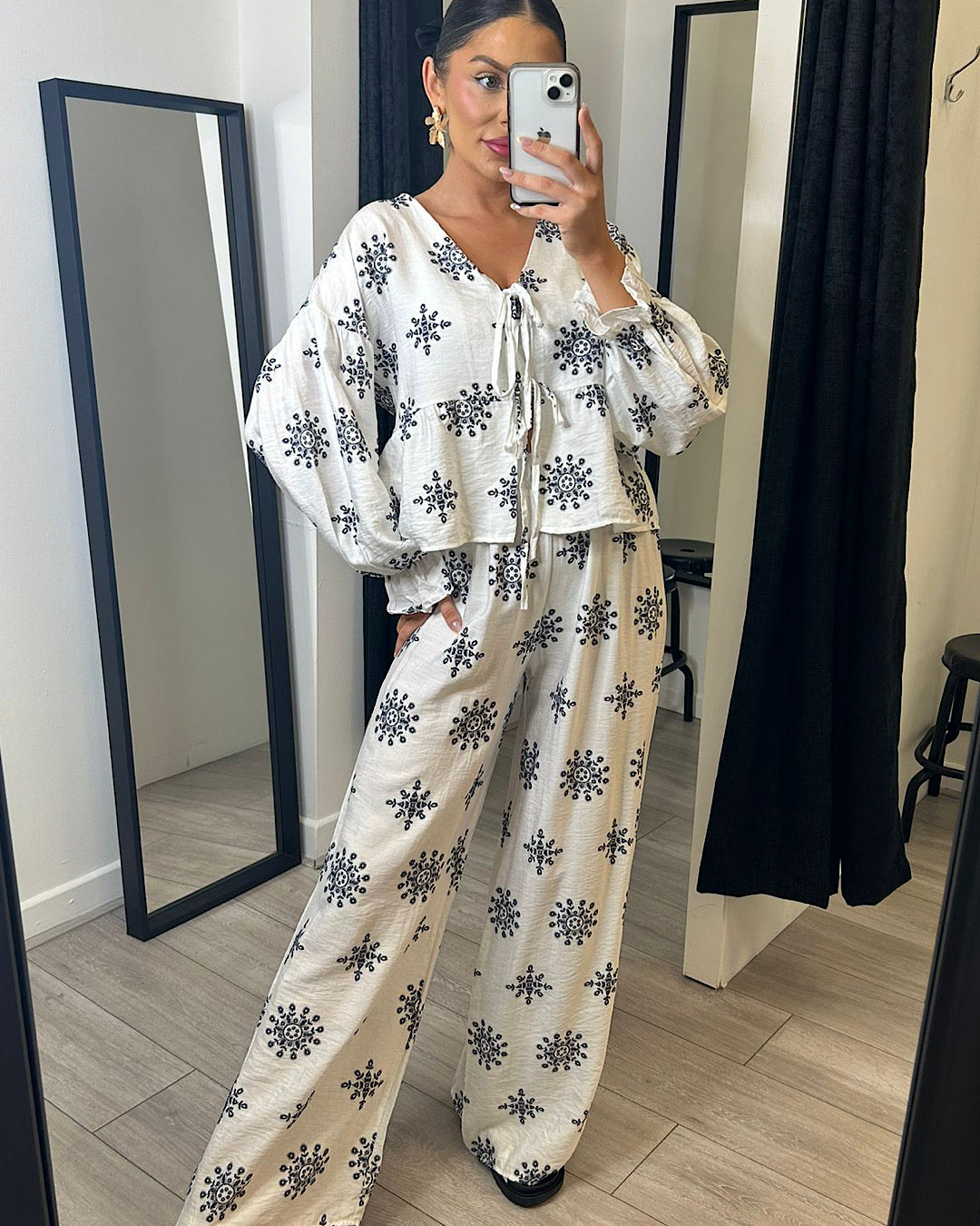 Cream Lace Front Embroidered Suit