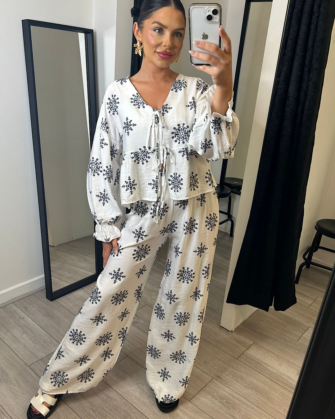 Cream Lace Front Embroidered Suit