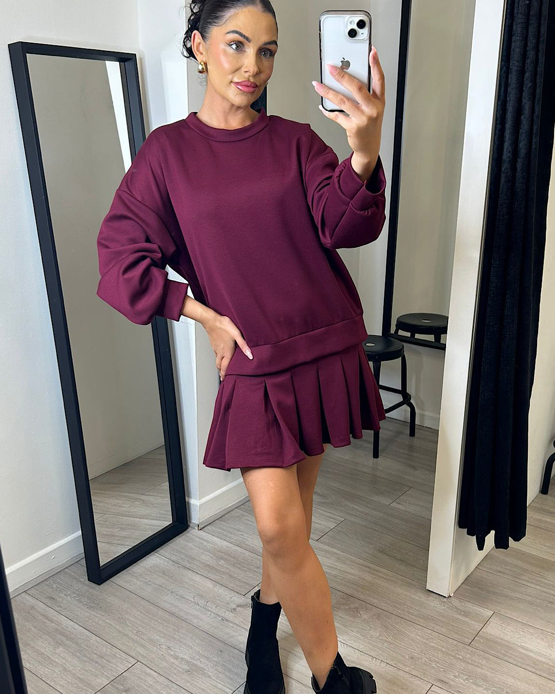 Burgundy Sweatshirt with Pleated Hem