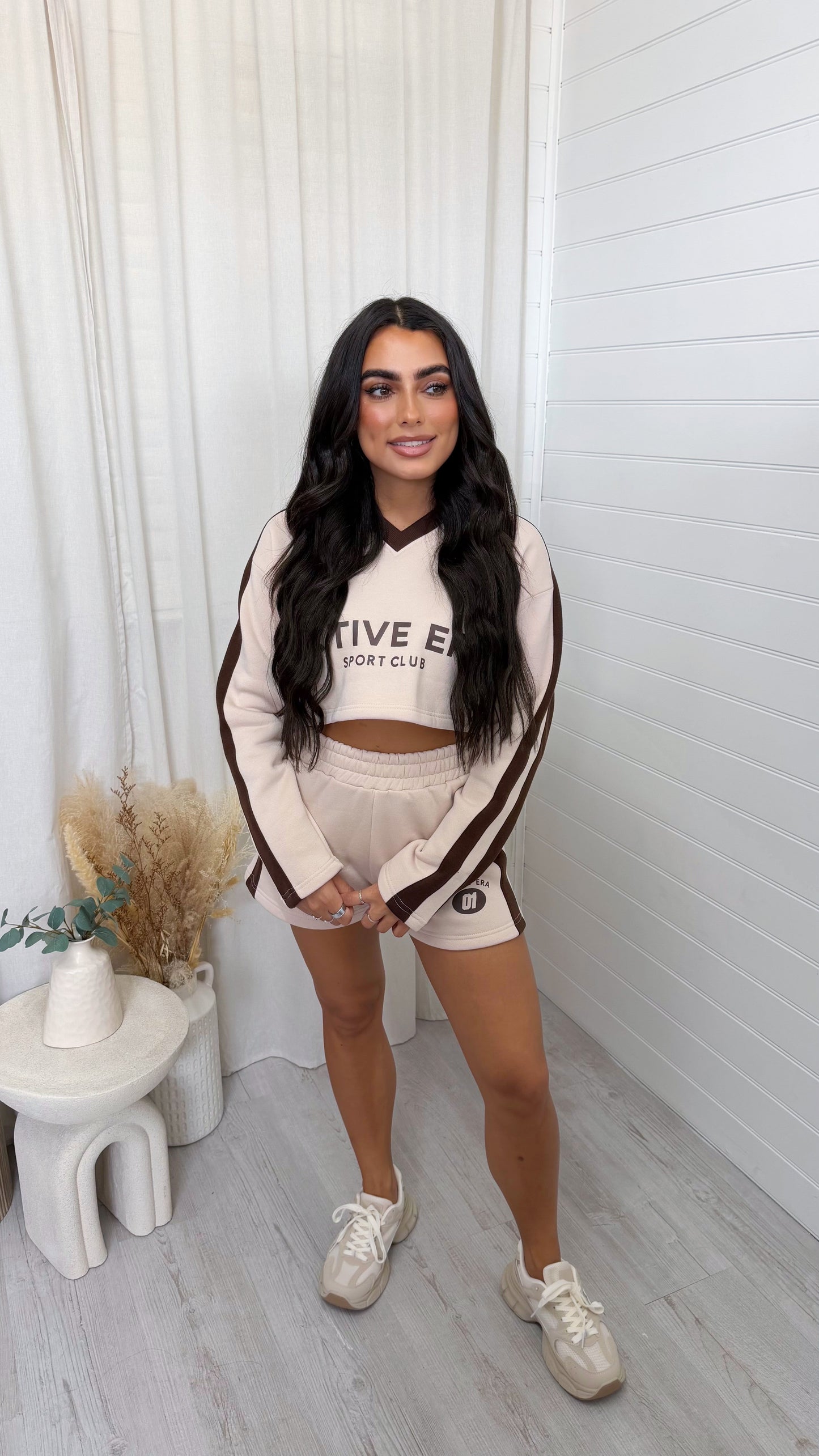 V Neck Sweat & Shorts Suit