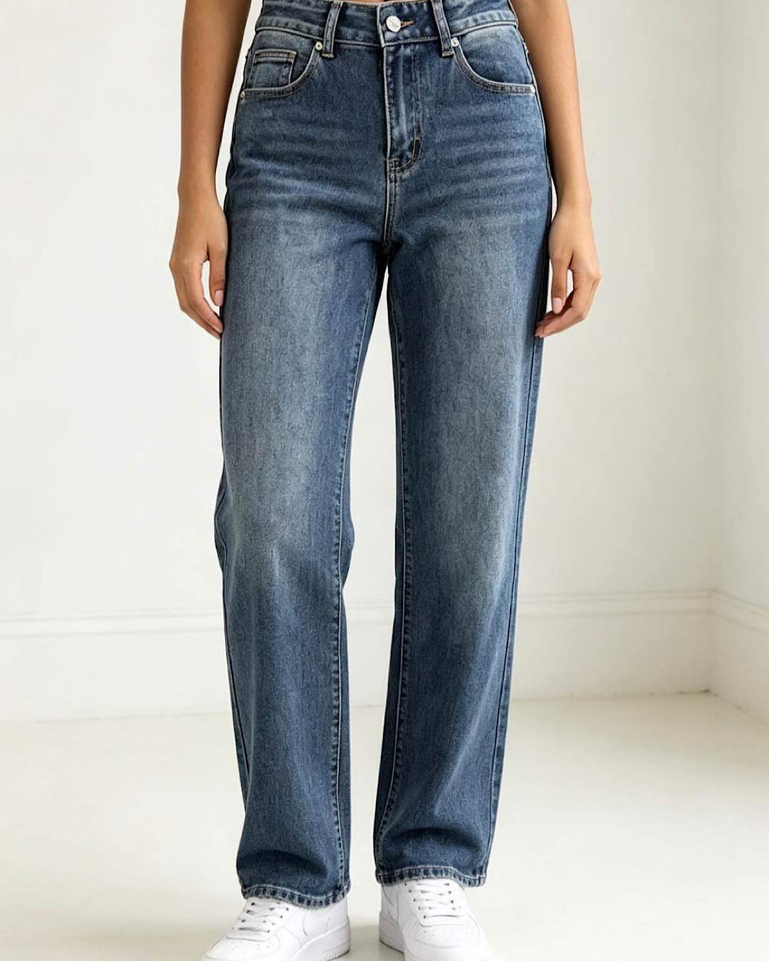 Straight Leg Leopard Diamond  Jeans