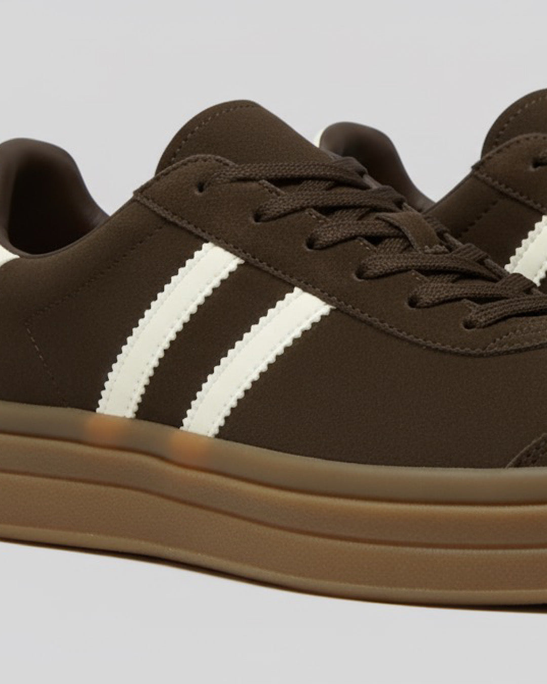 Brown Gum-Sole Platform Trainers