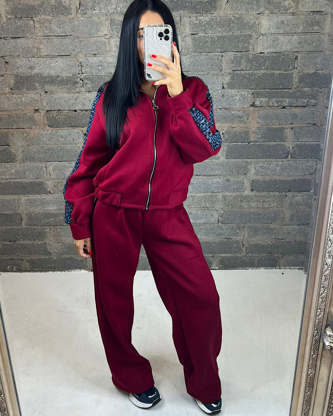 Wine Tracksuit with Sequins Side