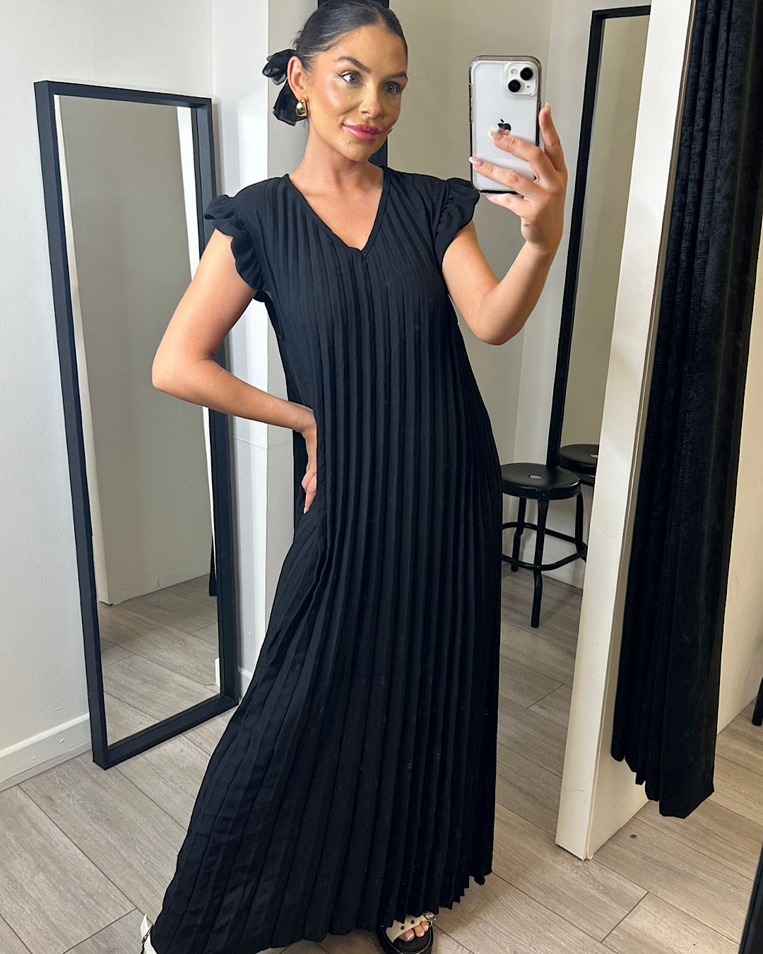 Black Pleated Oversized Maxi Dress