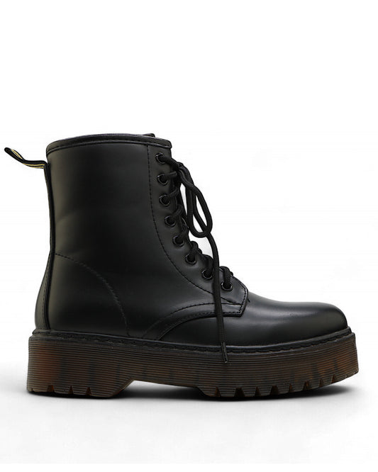 Black Chunky Flatform Boots
